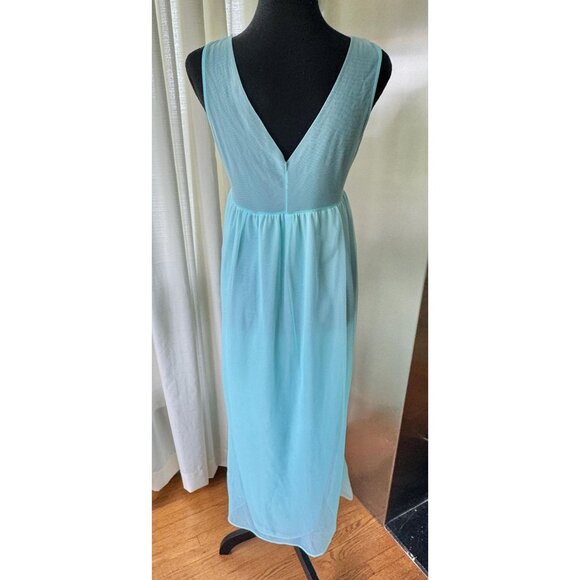 Vintage 60s slip-on negligee, aqua blue, empire waist, smocked bodice sleeveless - Picture 6 of 8